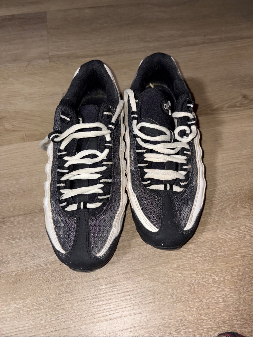 Nike Black and White Women's Sneakers